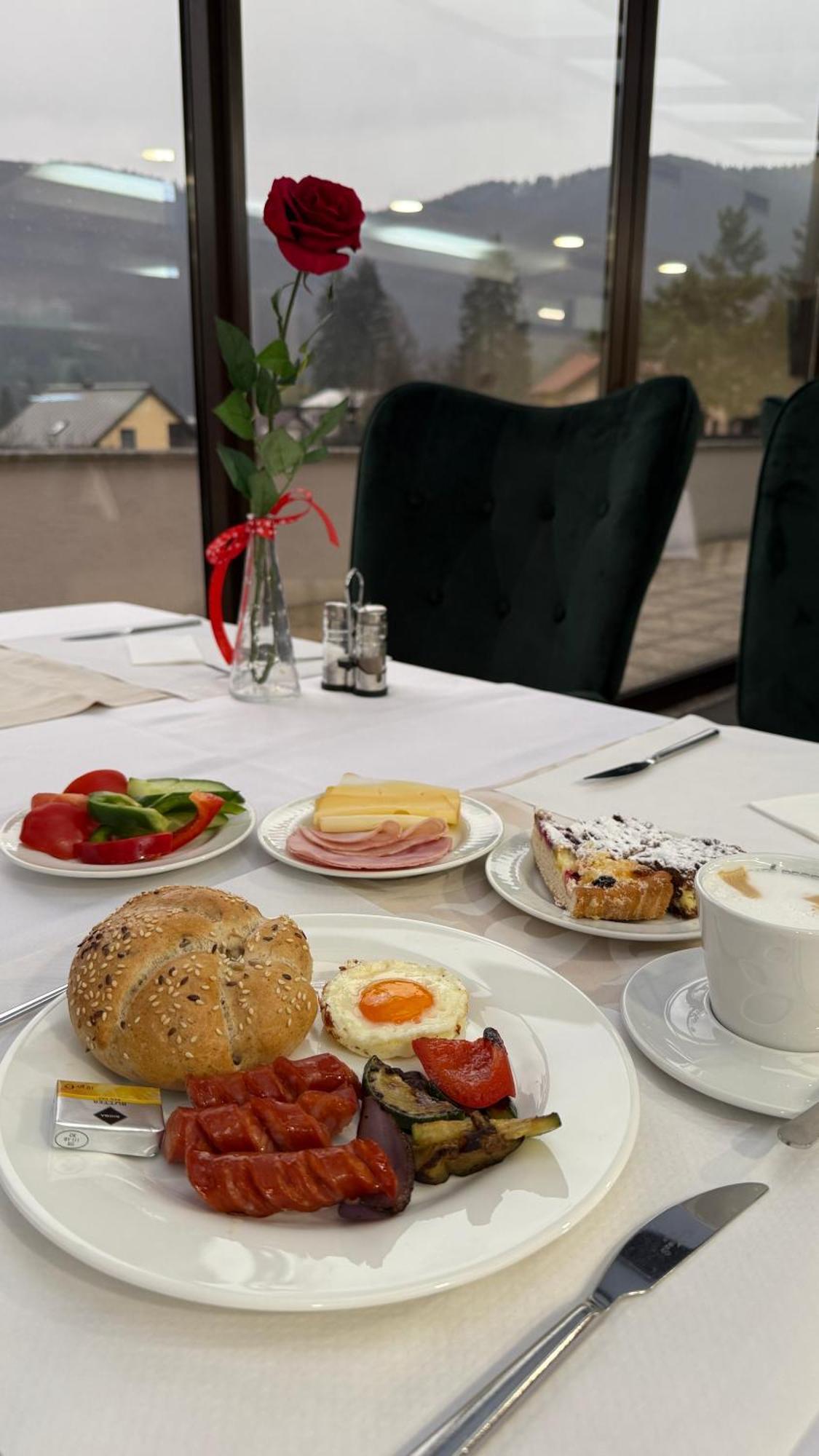 Wellness Hotel Diplomat Rajecké Teplice Dış mekan fotoğraf